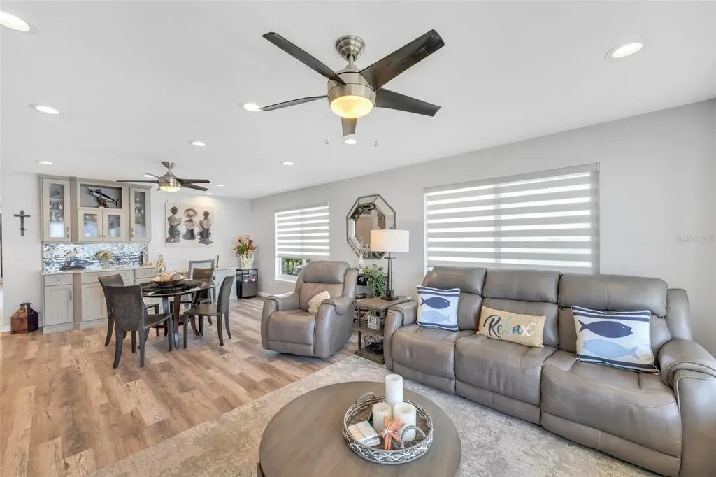 5400 Gulf Drive Holmes Beach FL 34217
