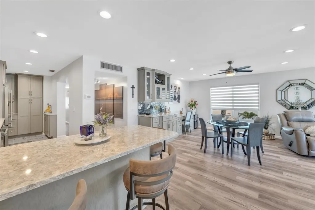 5400 Gulf Drive Holmes Beach FL 34217