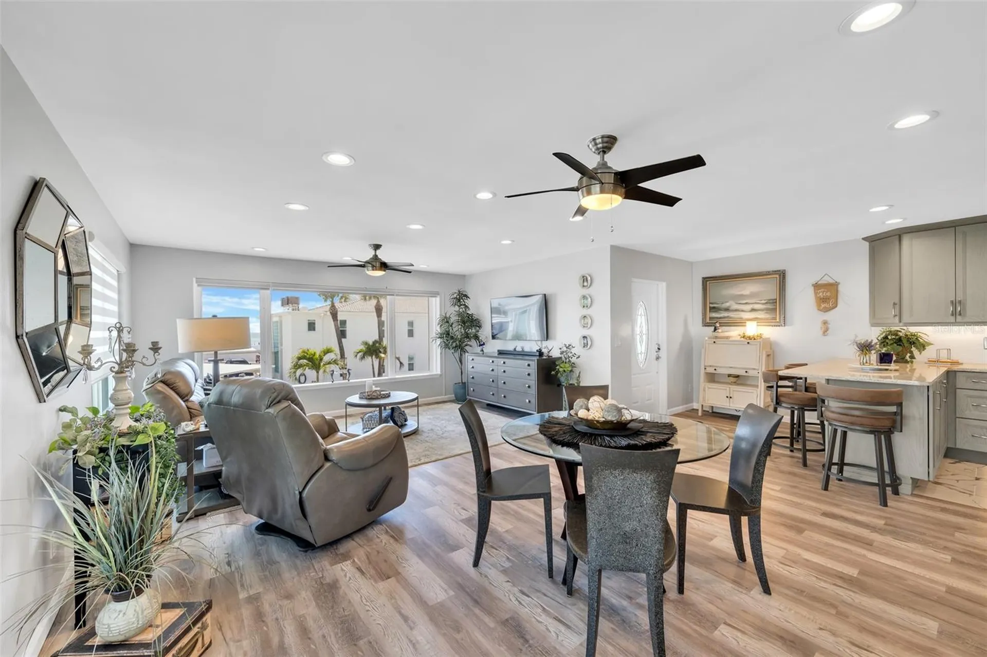 5400 Gulf Drive Holmes Beach FL 34217