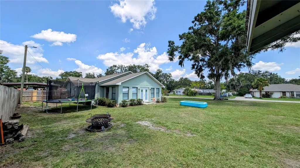 624 N Lanier Avenue Fort Meade FL 33841