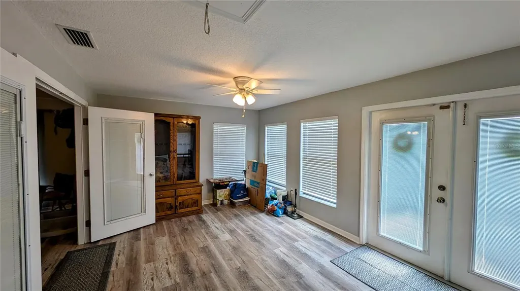 624 N Lanier Avenue Fort Meade FL 33841