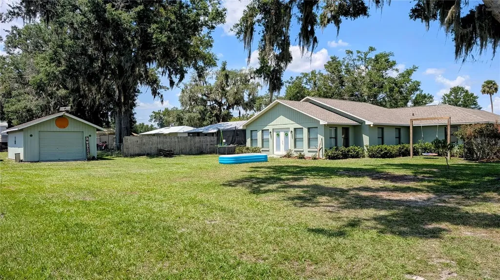 624 N Lanier Avenue Fort Meade FL 33841