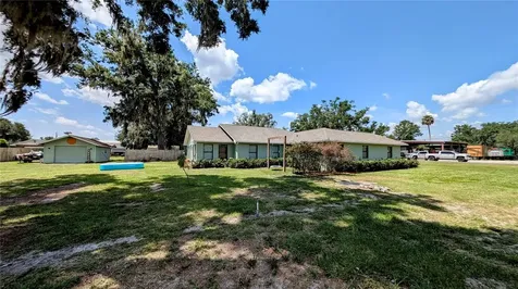 624 N Lanier Avenue Fort Meade FL 33841