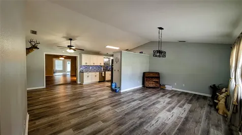 624 N Lanier Avenue Fort Meade FL 33841