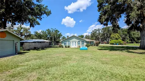 624 N Lanier Avenue Fort Meade FL 33841