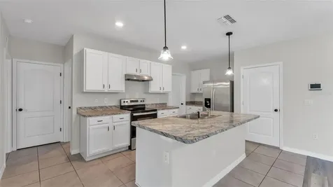 225 Gina Lane Davenport FL 33837