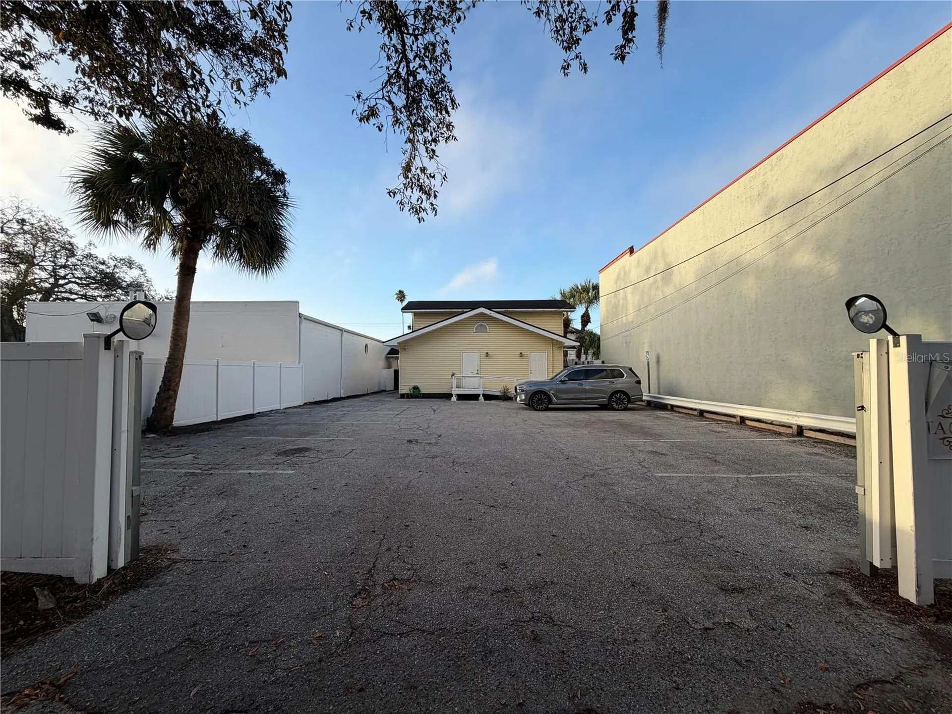 2001 W Kennedy Boulevard Tampa FL 33606