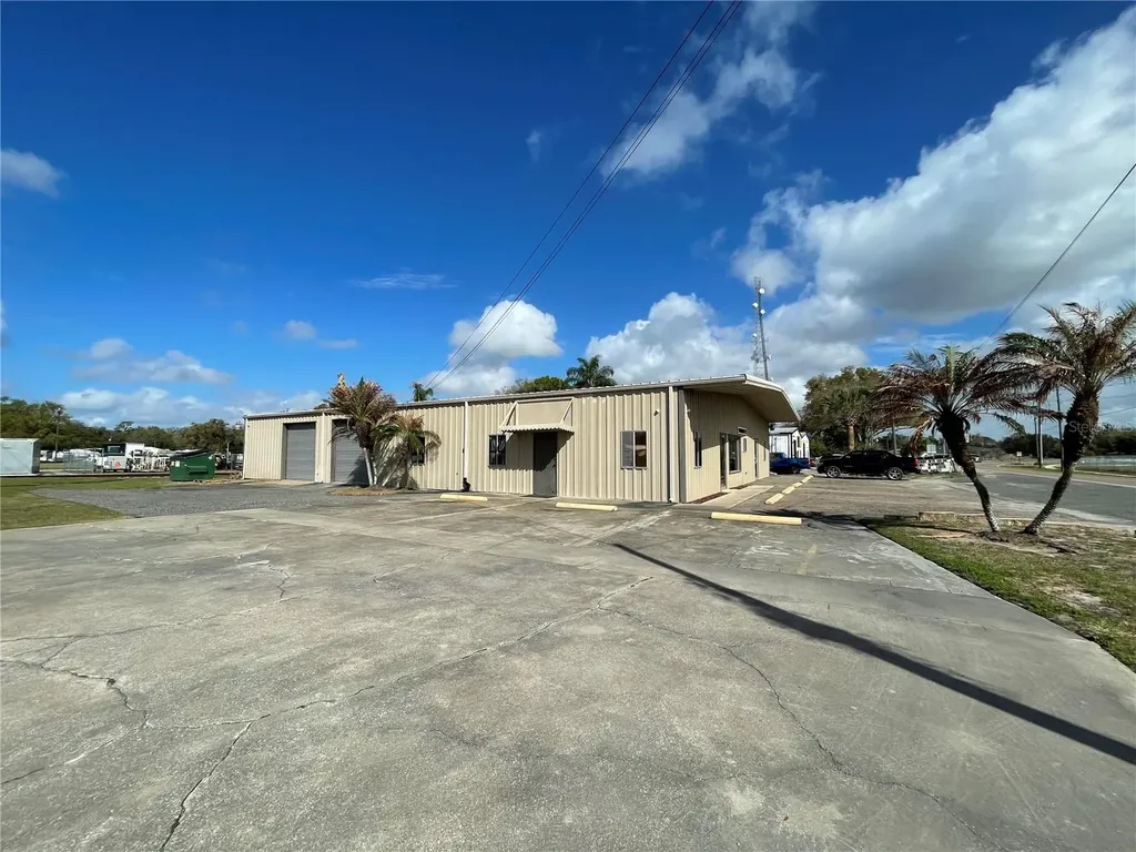 1540 Kurt Street Eustis FL 32726