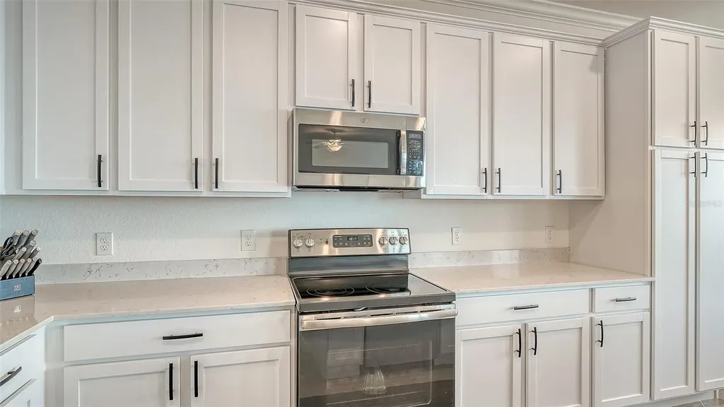 1010 Tidewater Shores Loop Bradenton FL 34208