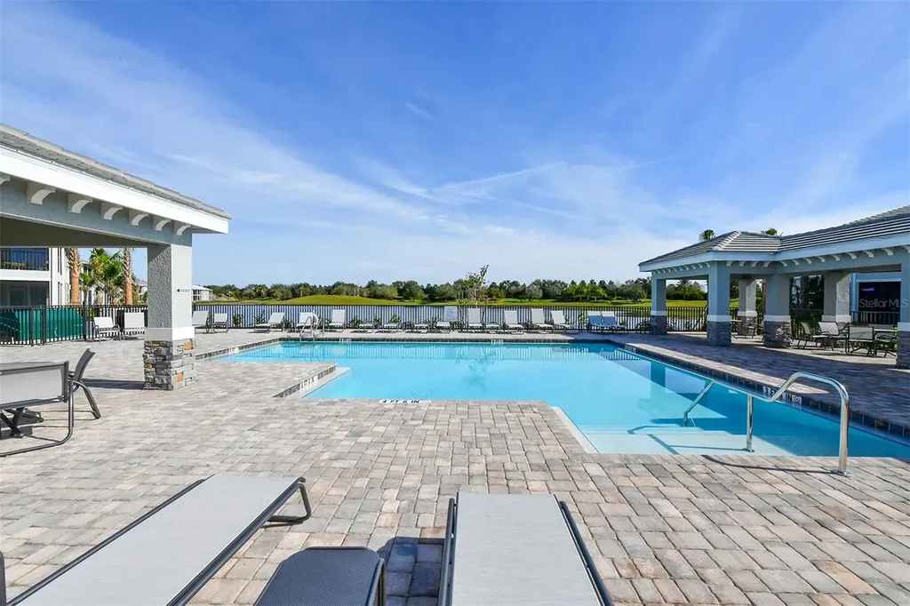 1010 Tidewater Shores Loop Bradenton FL 34208