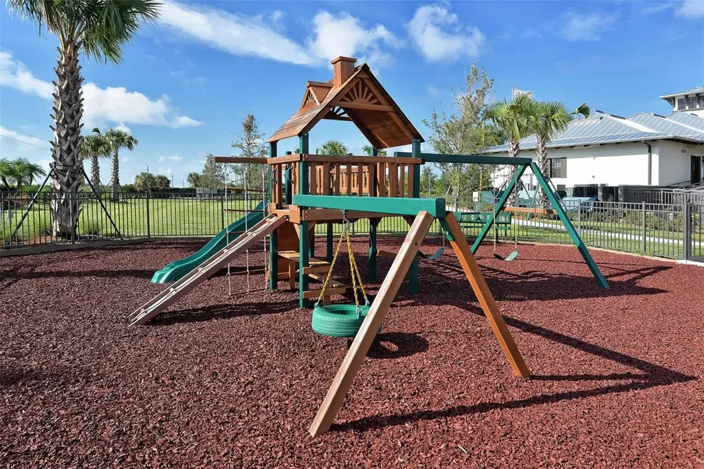 1010 Tidewater Shores Loop Bradenton FL 34208