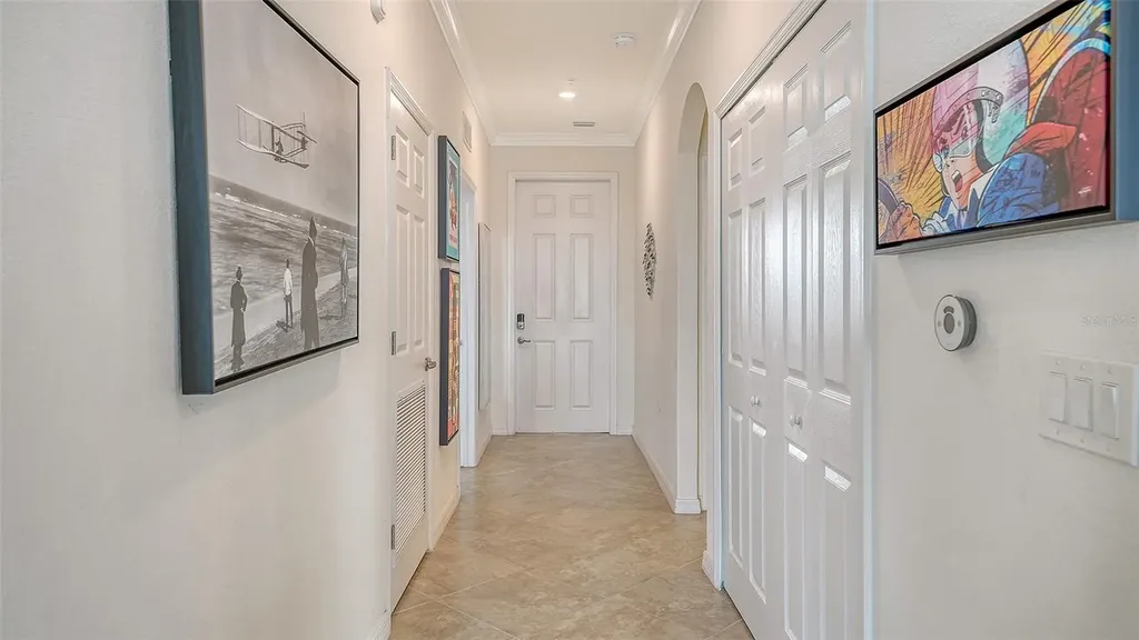 1010 Tidewater Shores Loop Bradenton FL 34208