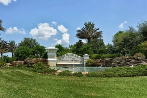 1010 Tidewater Shores Loop Bradenton FL 34208
