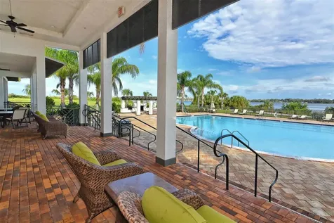 1010 Tidewater Shores Loop Bradenton FL 34208