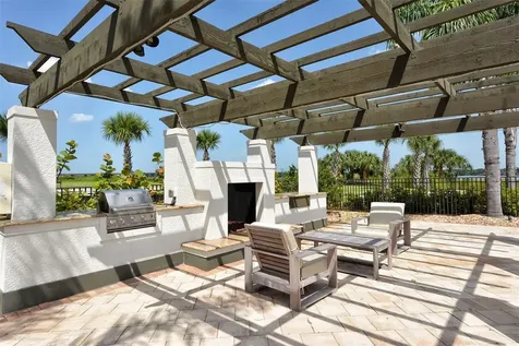 1010 Tidewater Shores Loop Bradenton FL 34208