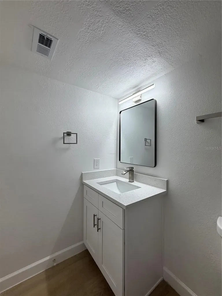 2759 L B Mcleod Road Orlando FL 32805