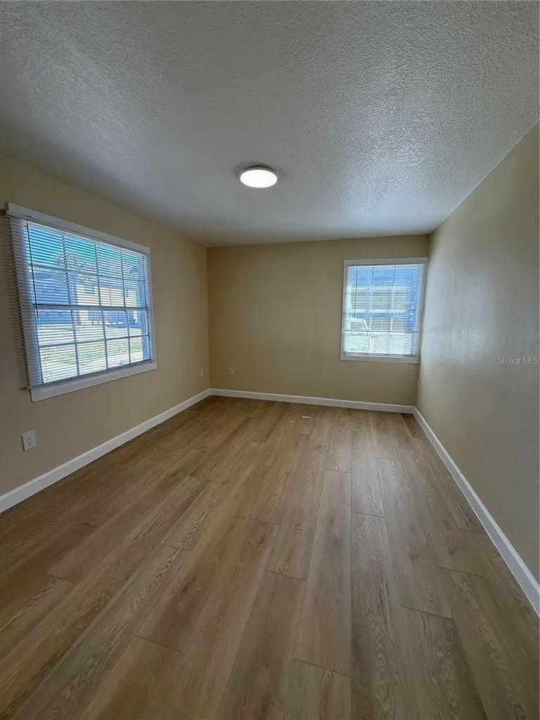 2759 L B Mcleod Road Orlando FL 32805