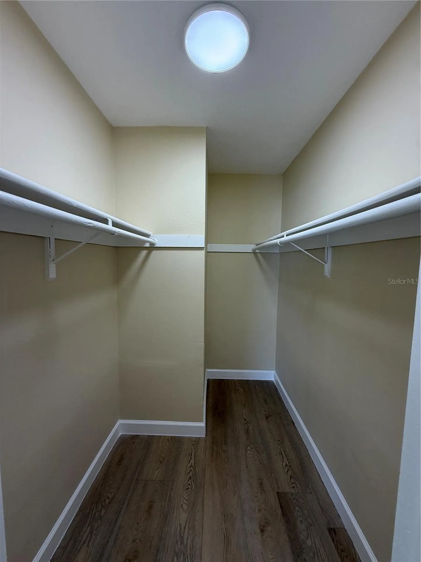 2759 L B Mcleod Road Orlando FL 32805