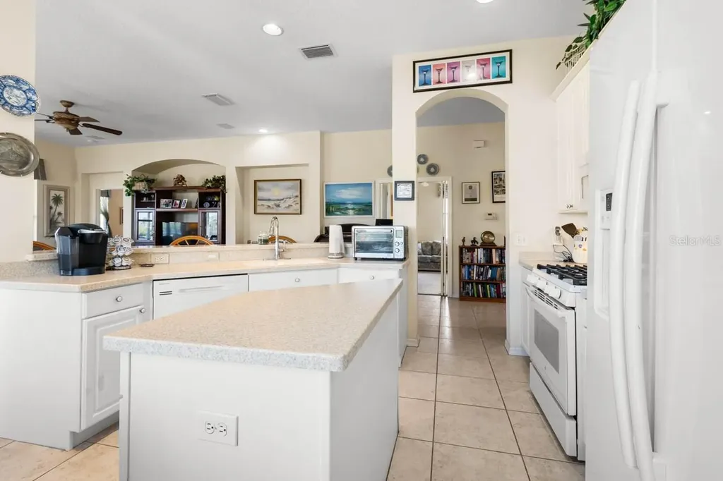 1103 Jasmine Creek Court Sun City Center FL 33573
