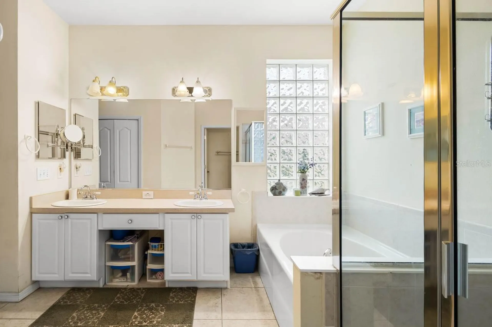 1103 Jasmine Creek Court Sun City Center FL 33573