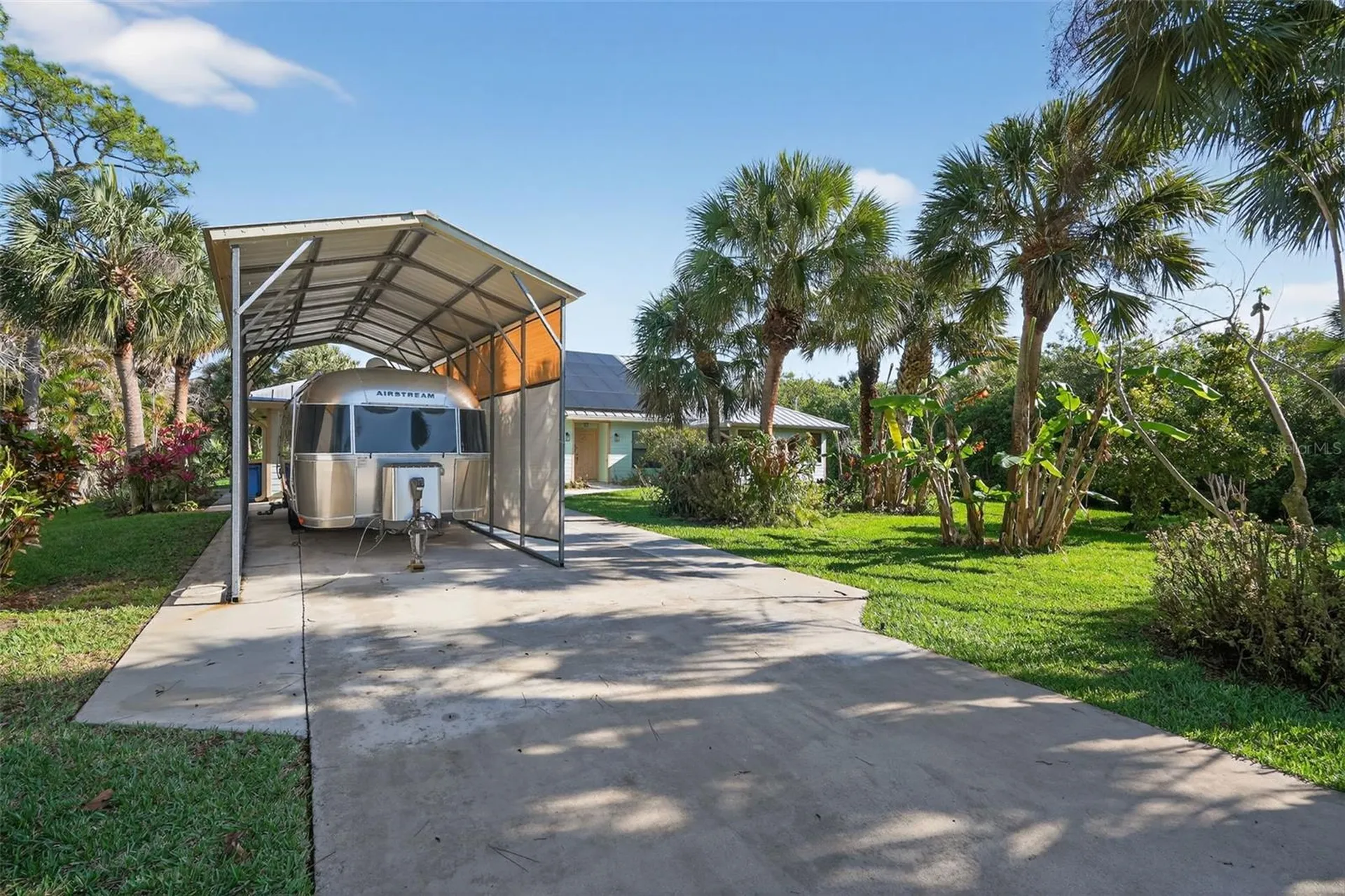 8535 SE May Terrace Hobe Sound FL 33455