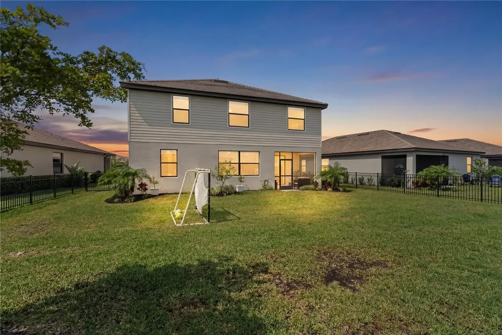 5221 Blue Crush Street Bradenton FL 34211