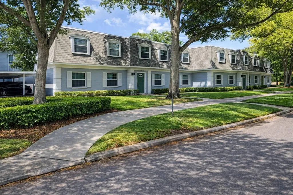 1712 Belleair Forest Drive Belleair FL 33756