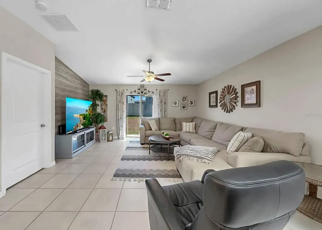 9341 Channing Hill Drive Ruskin FL 33573