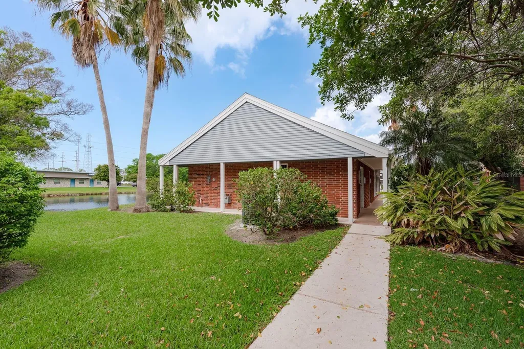 200 Country Club Drive Largo FL 33771