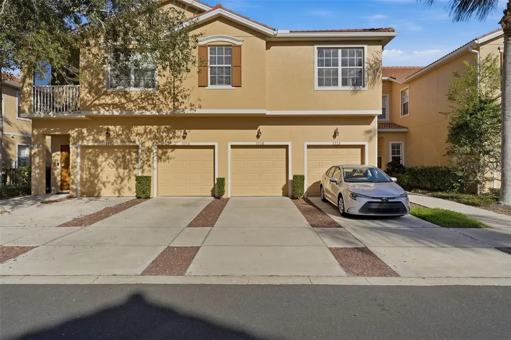 3758 Parkridge Circle Sarasota FL 34243