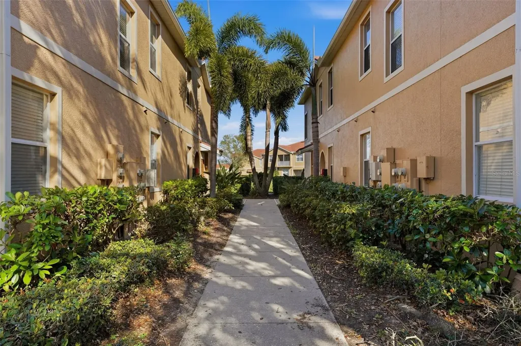 3758 Parkridge Circle Sarasota FL 34243