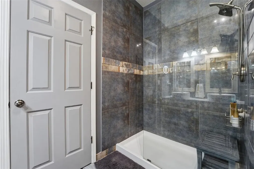 3758 Parkridge Circle Sarasota FL 34243