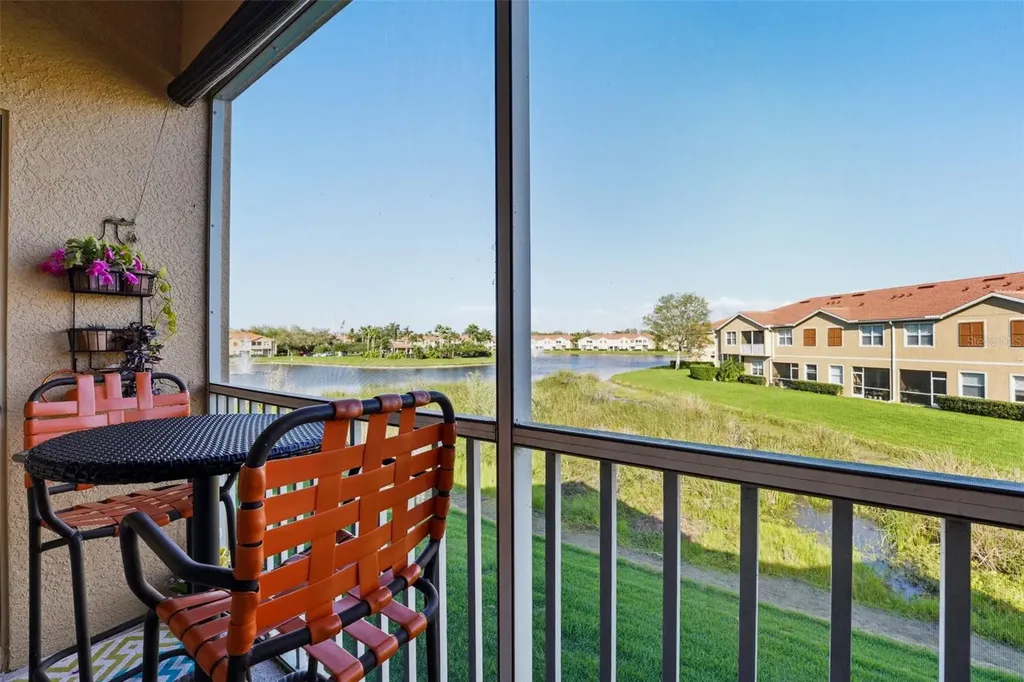 3758 Parkridge Circle Sarasota FL 34243