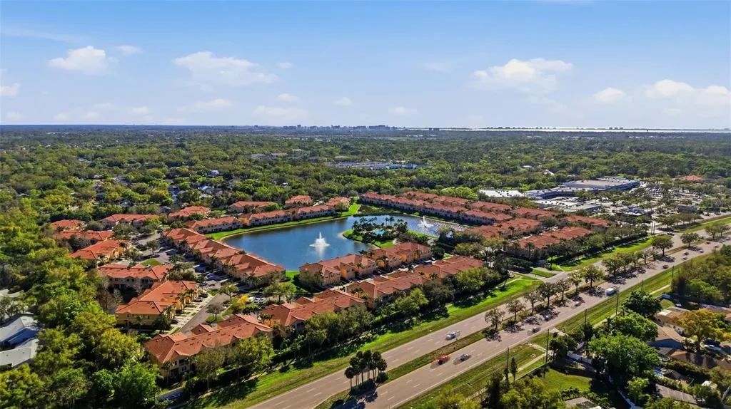 3758 Parkridge Circle Sarasota FL 34243