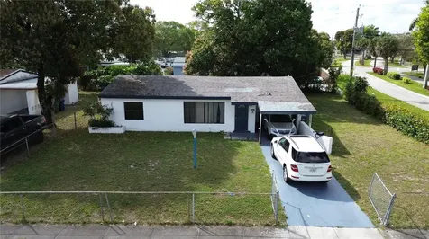 3750 NW 4th Court Lauderhill FL 33311