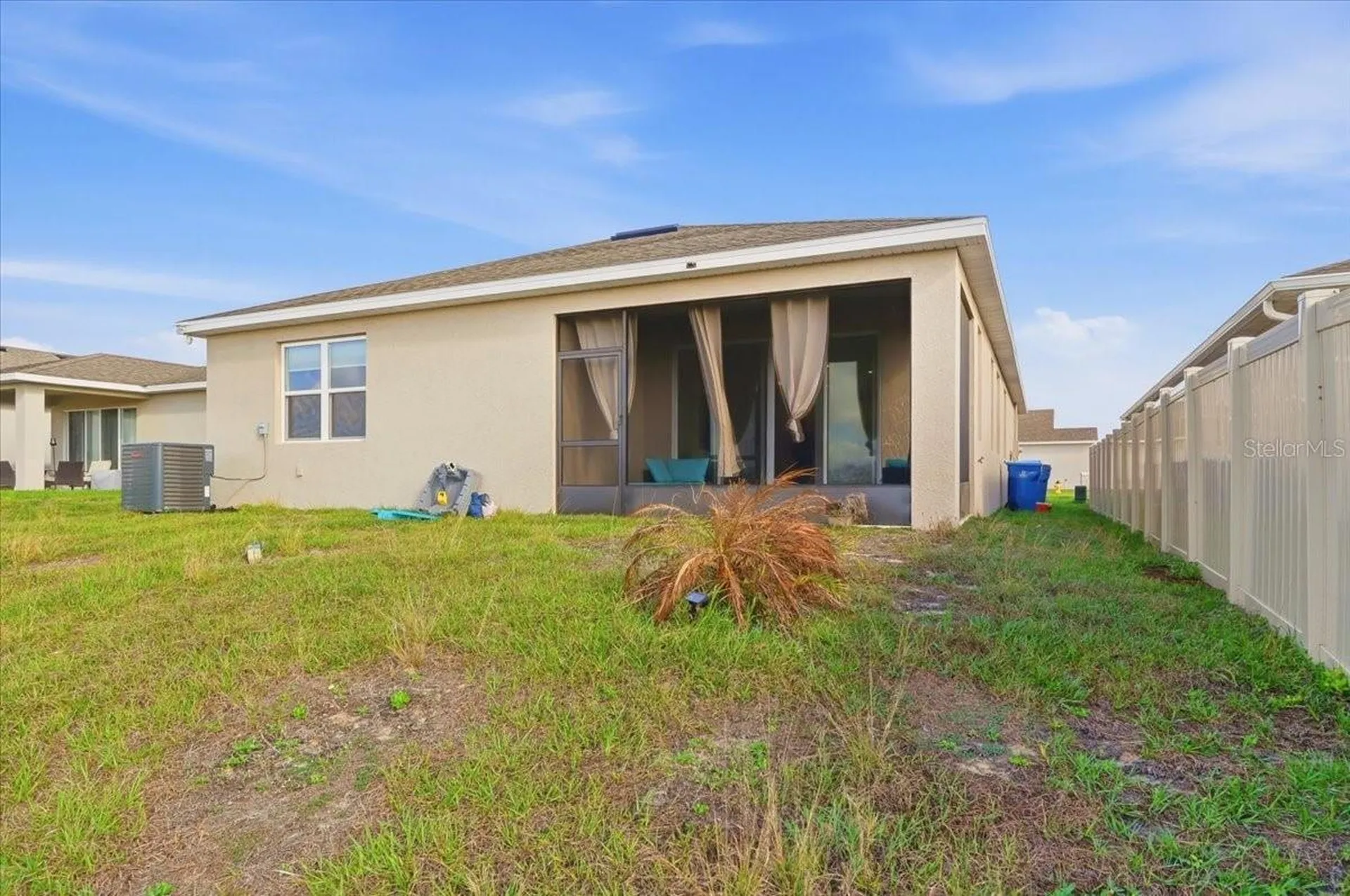 596 Hennepin Loop Lake Wales FL 33898