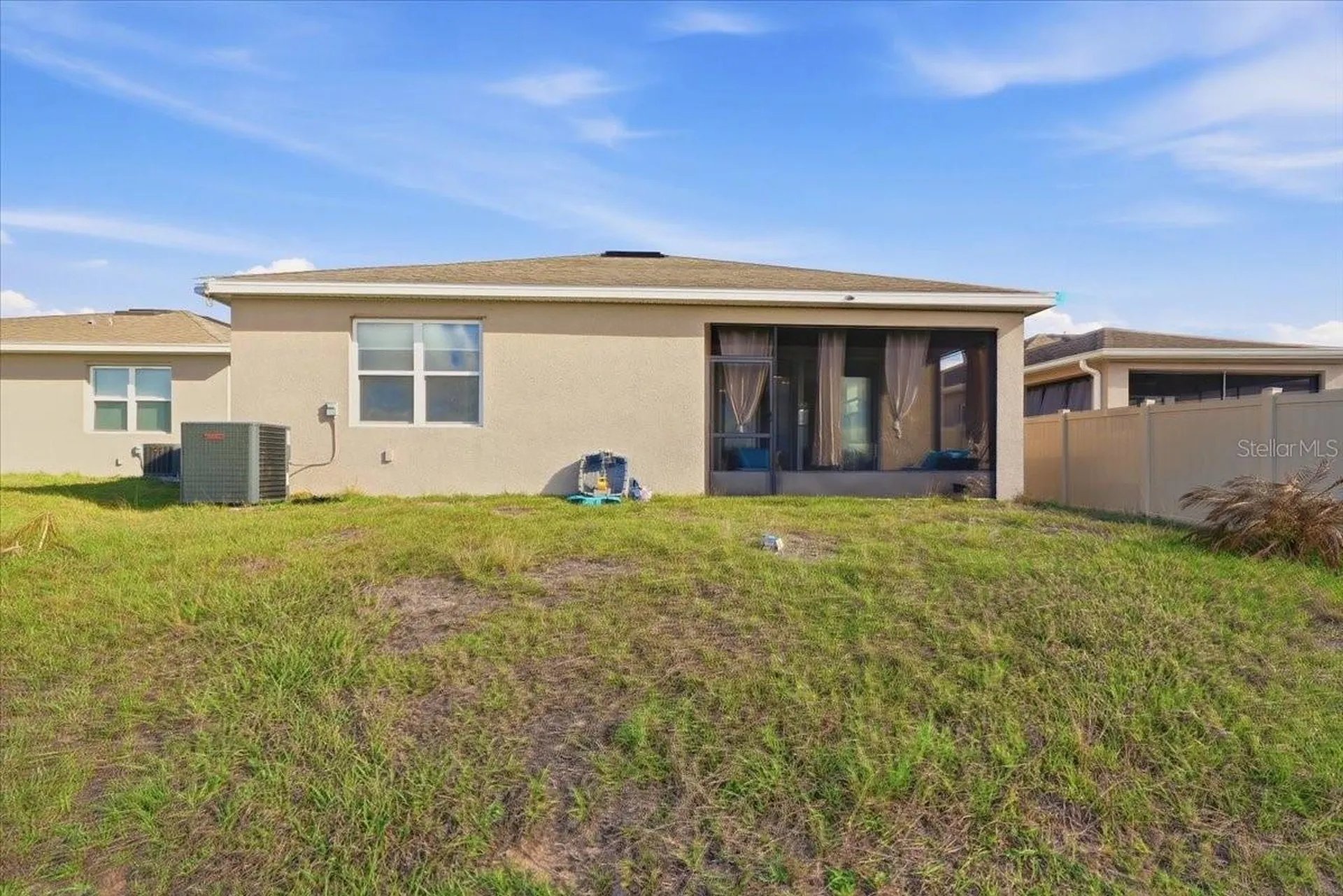 596 Hennepin Loop Lake Wales FL 33898