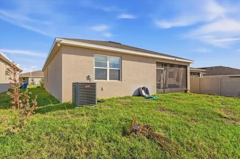 596 Hennepin Loop Lake Wales FL 33898