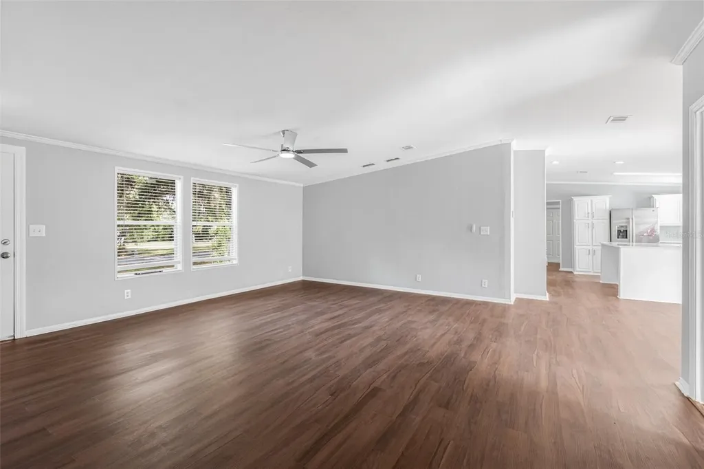 7706 23rd Street Zephyrhills FL 33540