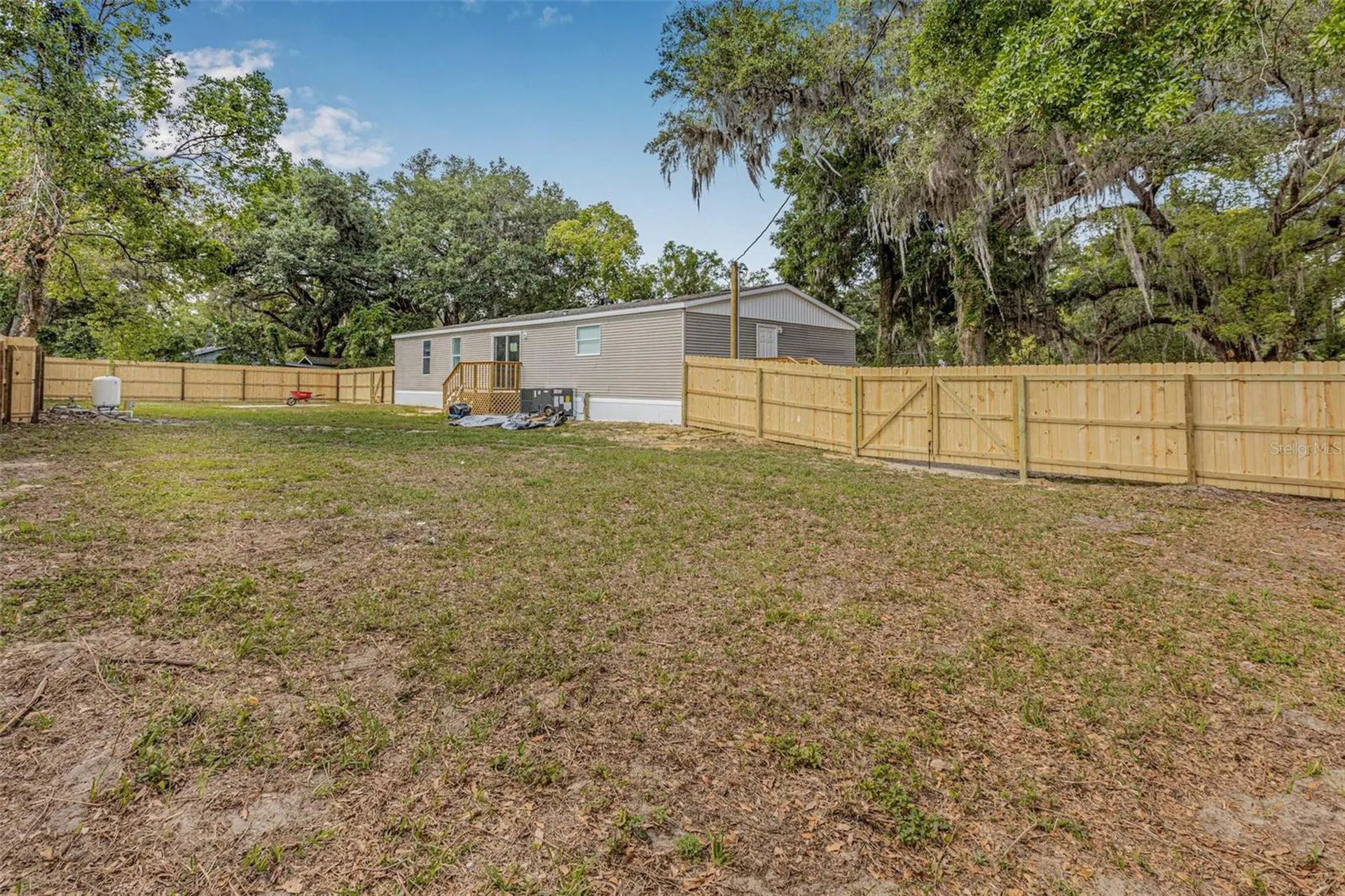 7706 23rd Street Zephyrhills FL 33540