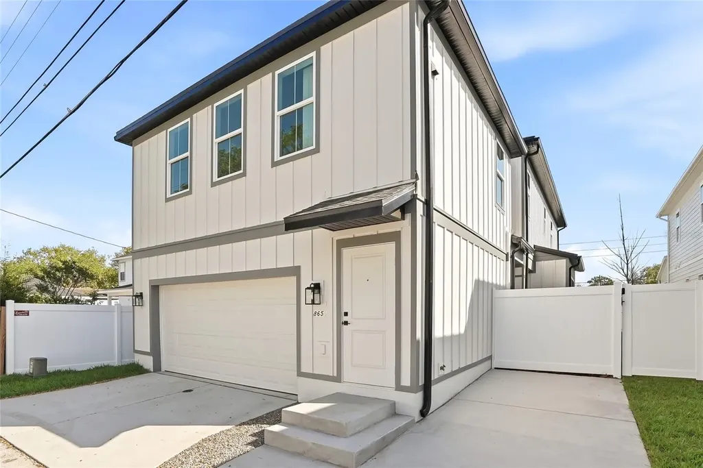 865 53rd Avenue N St Petersburg FL 33703