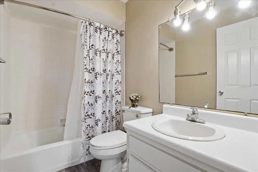 4800 Rilma Avenue Sarasota FL 34234