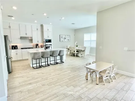 10275 Park Estates Avenue Orlando FL 32836