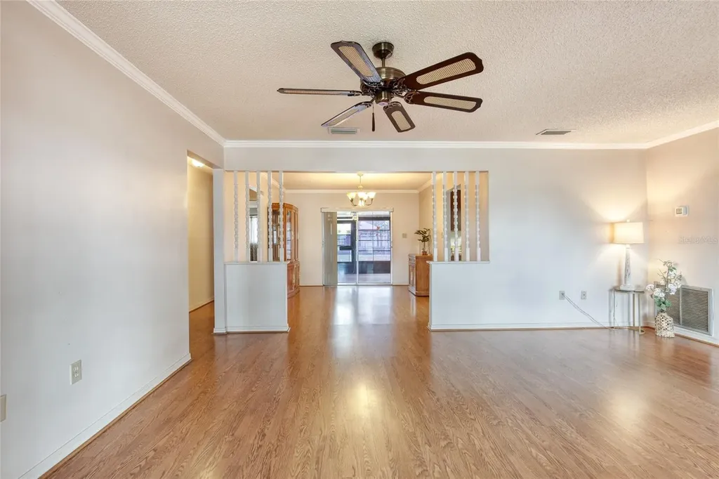 27727 Lois Drive Tavares FL 32778