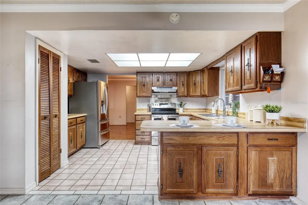 27727 Lois Drive Tavares FL 32778
