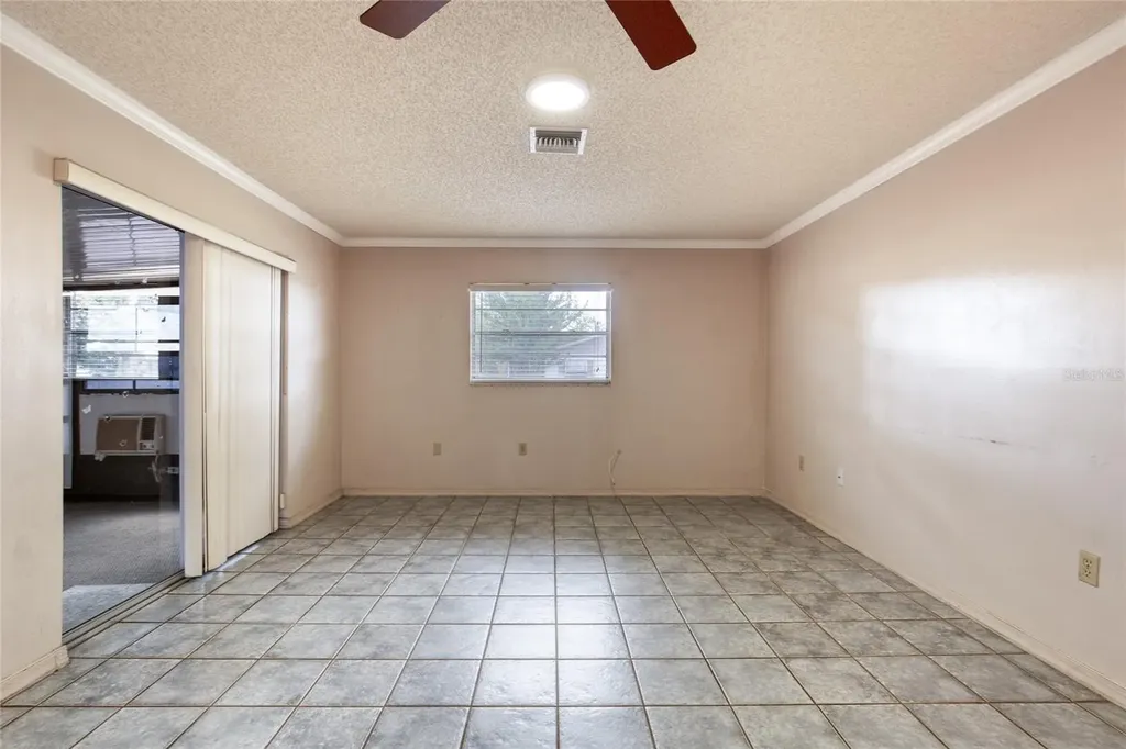 27727 Lois Drive Tavares FL 32778