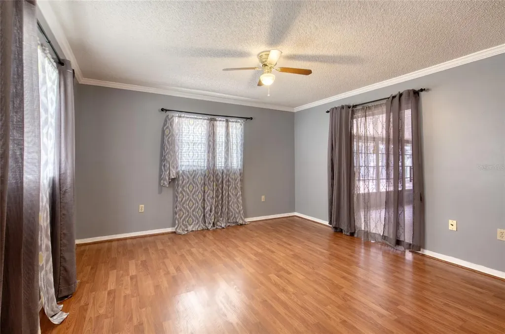 27727 Lois Drive Tavares FL 32778