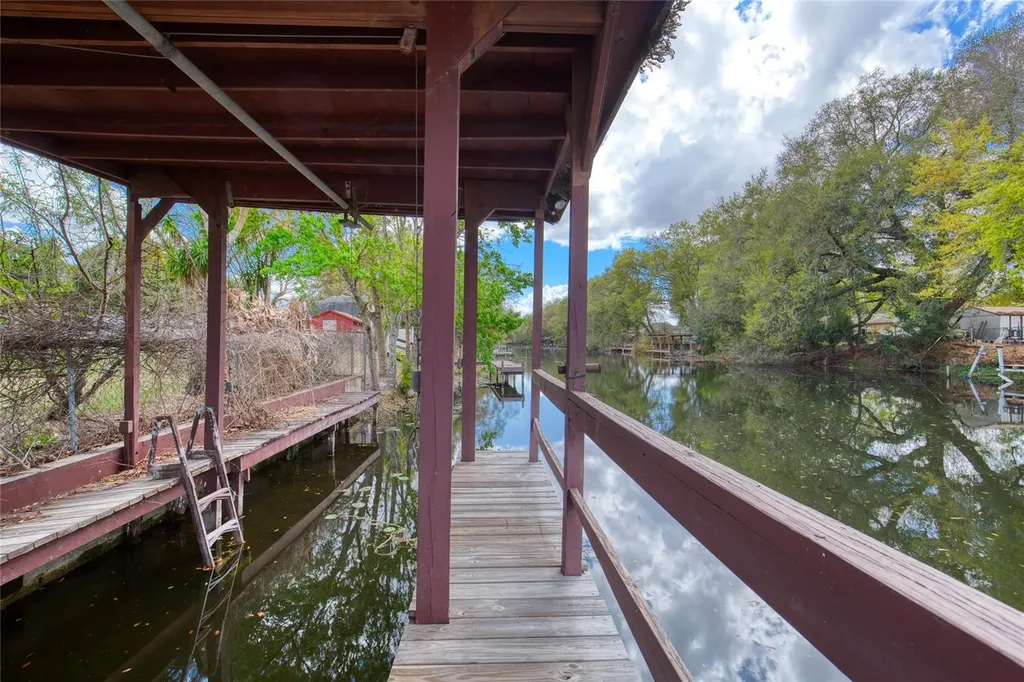 27727 Lois Drive Tavares FL 32778