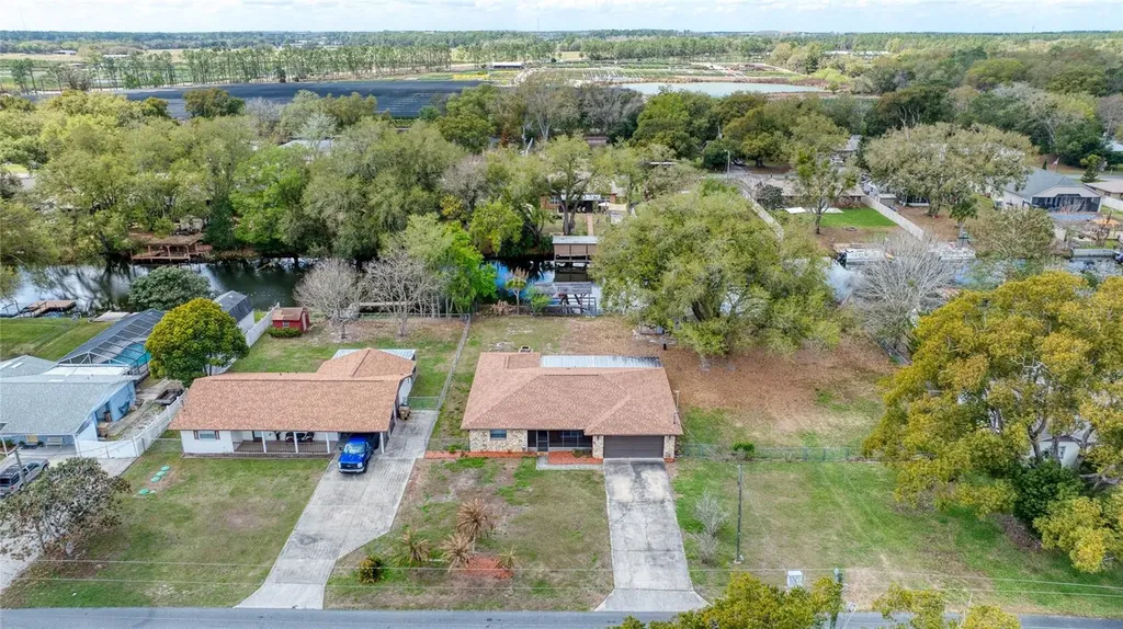 27727 Lois Drive Tavares FL 32778