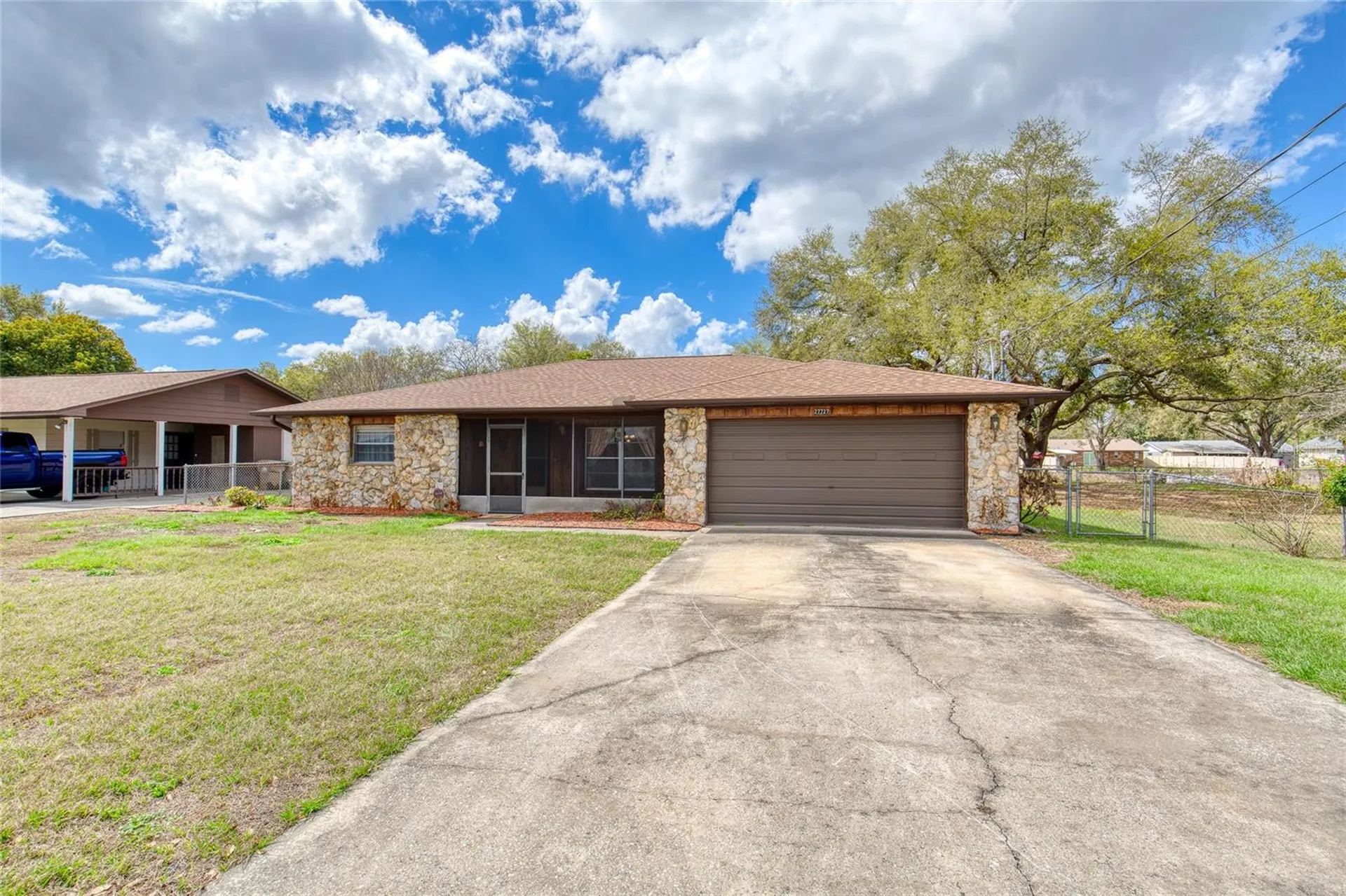 27727 Lois Drive Tavares FL 32778
